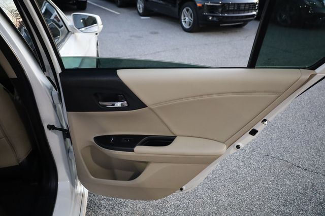 2017 Honda Accord Sedan Touring Automatic - 22811957 - 20