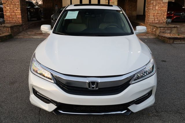 2017 Honda Accord Sedan Touring Automatic - 22811957 - 5