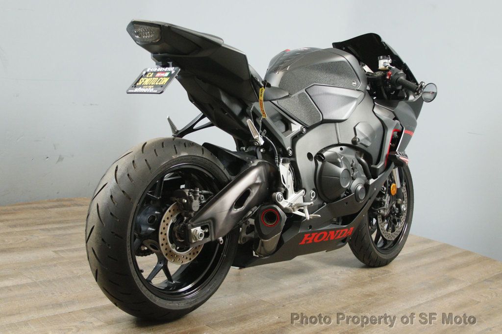 2017 Honda CBR1000RR ABS Includes Warranty - 22987108 - 34