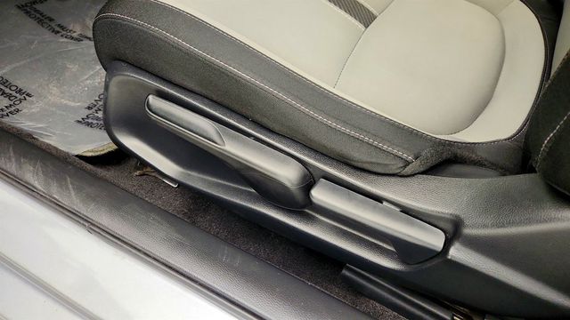 2017 Honda Civic Coupe LX-P CVT - 23005611 - 11