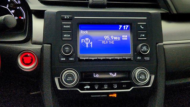 2017 Honda Civic Coupe LX-P CVT - 23005611 - 18