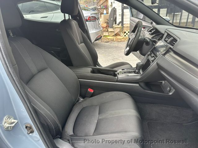 2017 Honda Civic Hatchback EX CVT - 23040321 - 19
