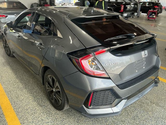 2017 Honda Civic Hatchback EX CVT - 23020487 - 3