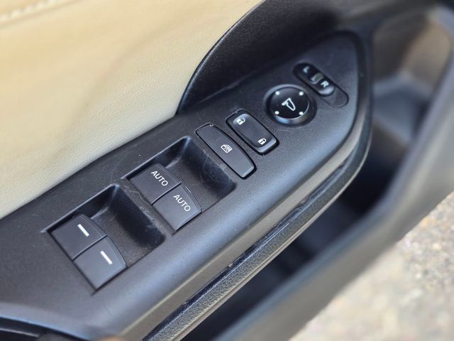 2017 Honda Civic Hatchback EX-L - 22989496 - 21