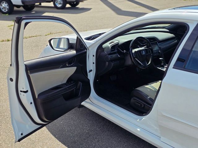 2017 Honda Civic Hatchback EX-L - 22989496 - 37