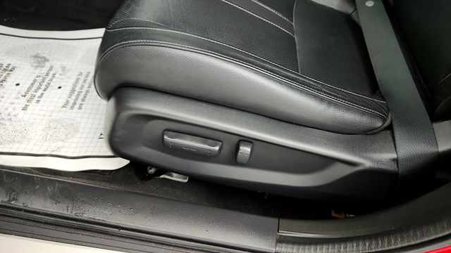 2017 Honda Civic Hatchback EX-L CVT w/Navigation - 22948557 - 11