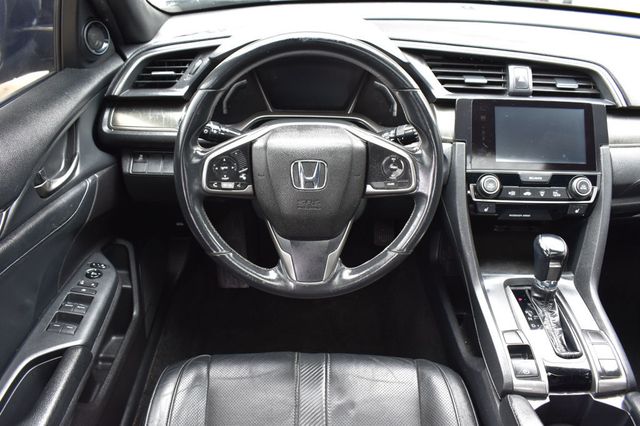 2017 Honda Civic Hatchback EX-L CVT w/Navigation/Honda Sensing - 23088018 - 23
