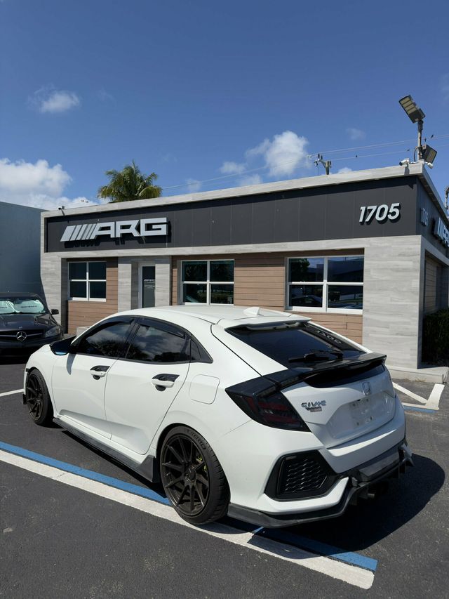 2017 Honda Civic Hatchback LX - Modified - 23014382 - 1