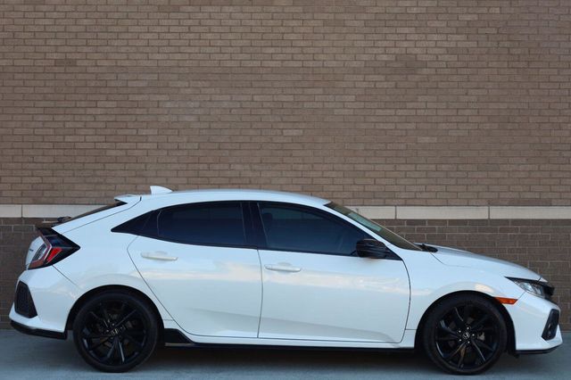 2017 Honda Civic Hatchback Sport - 23097620 - 2