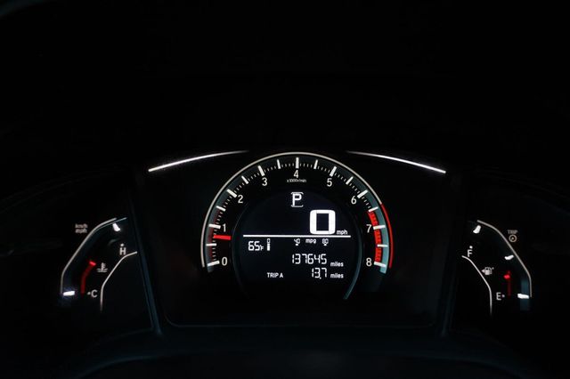 2017 Honda Civic Hatchback Sport - 23097620 - 44