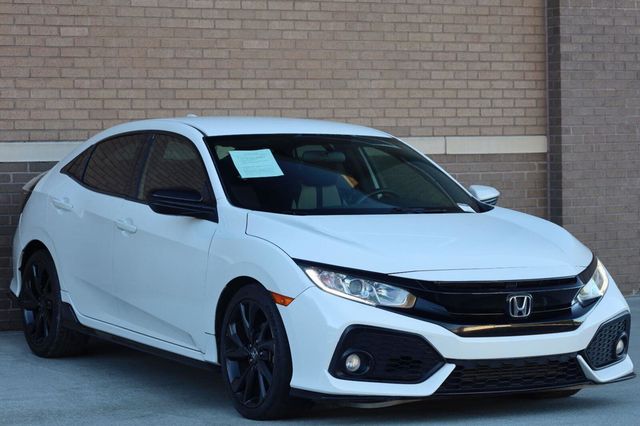 2017 Honda Civic Hatchback Sport - 23097620 - 6