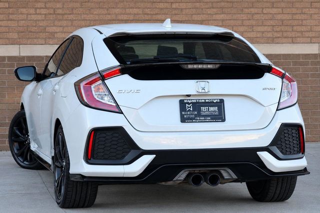 2017 Honda Civic Hatchback Sport - 23097620 - 8