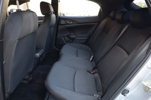 2017 Honda Civic Hatchback Sport CVT - 22947446 - 23