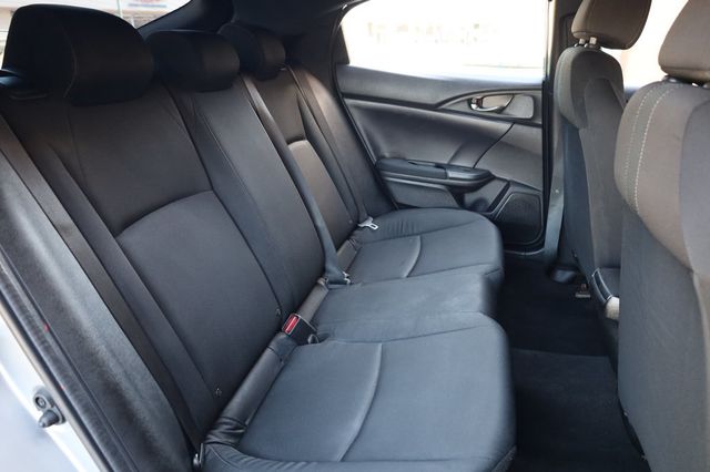 2017 Honda Civic Hatchback Sport CVT - 22947446 - 27