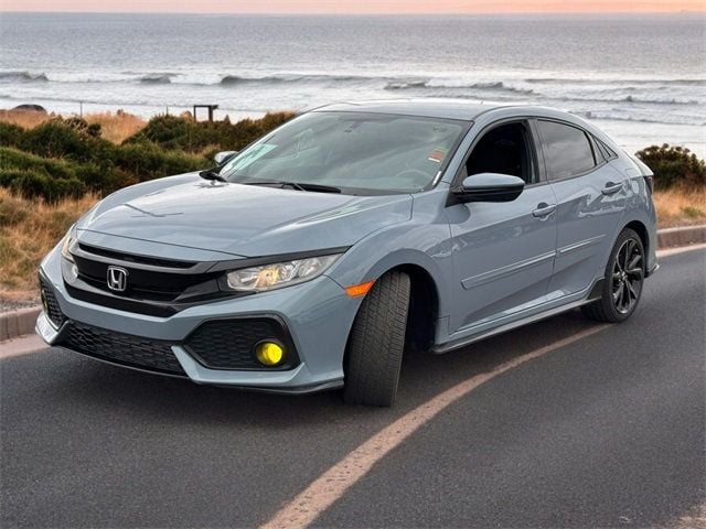 2017 Honda Civic Hatchback Sport Manual - 22750265 - 4