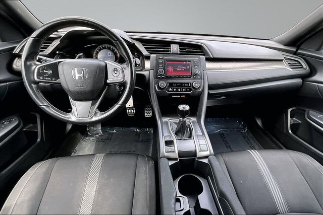 2017 Honda Civic Hatchback Sport Manual - 23057601 - 18