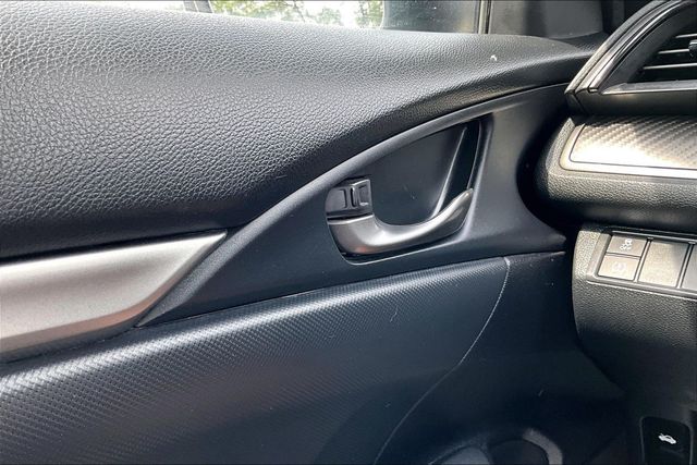 2017 Honda Civic Hatchback Sport Manual - 23057601 - 29