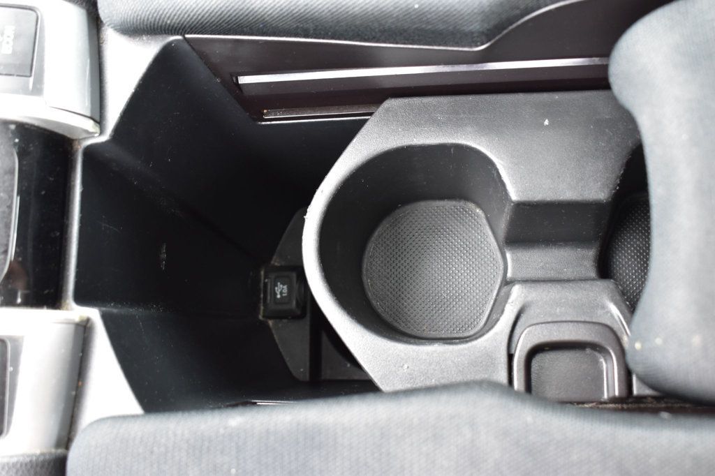 2017 Honda Civic Sedan EX CVT - 22870885 - 37