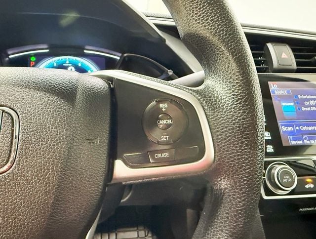 2017 Honda Civic Sedan EX CVT - 22899552 - 11