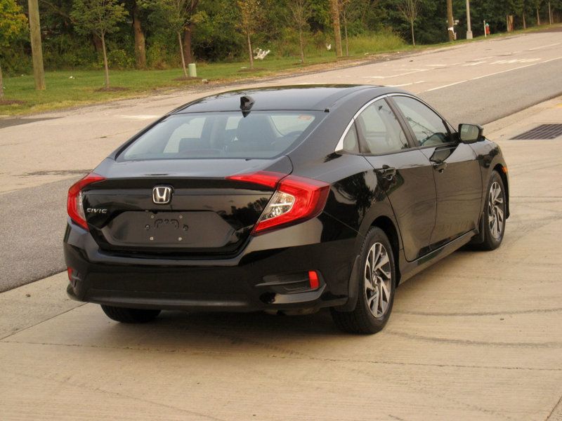 2017 Honda Civic EX photo 12