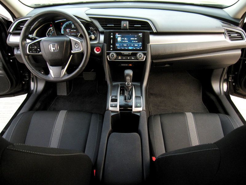 2017 Honda Civic EX photo 19