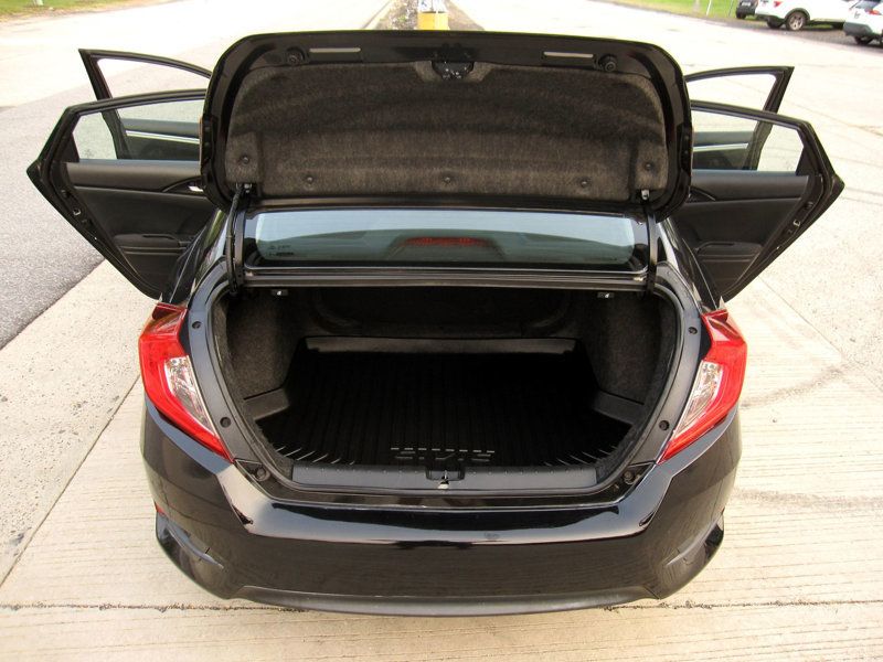 2017 Honda Civic EX photo 27