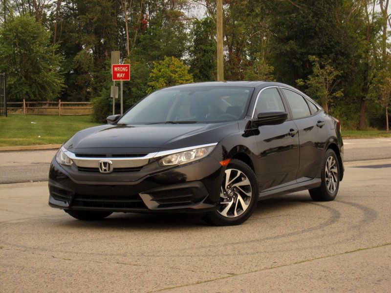 2017 Honda Civic EX photo 3