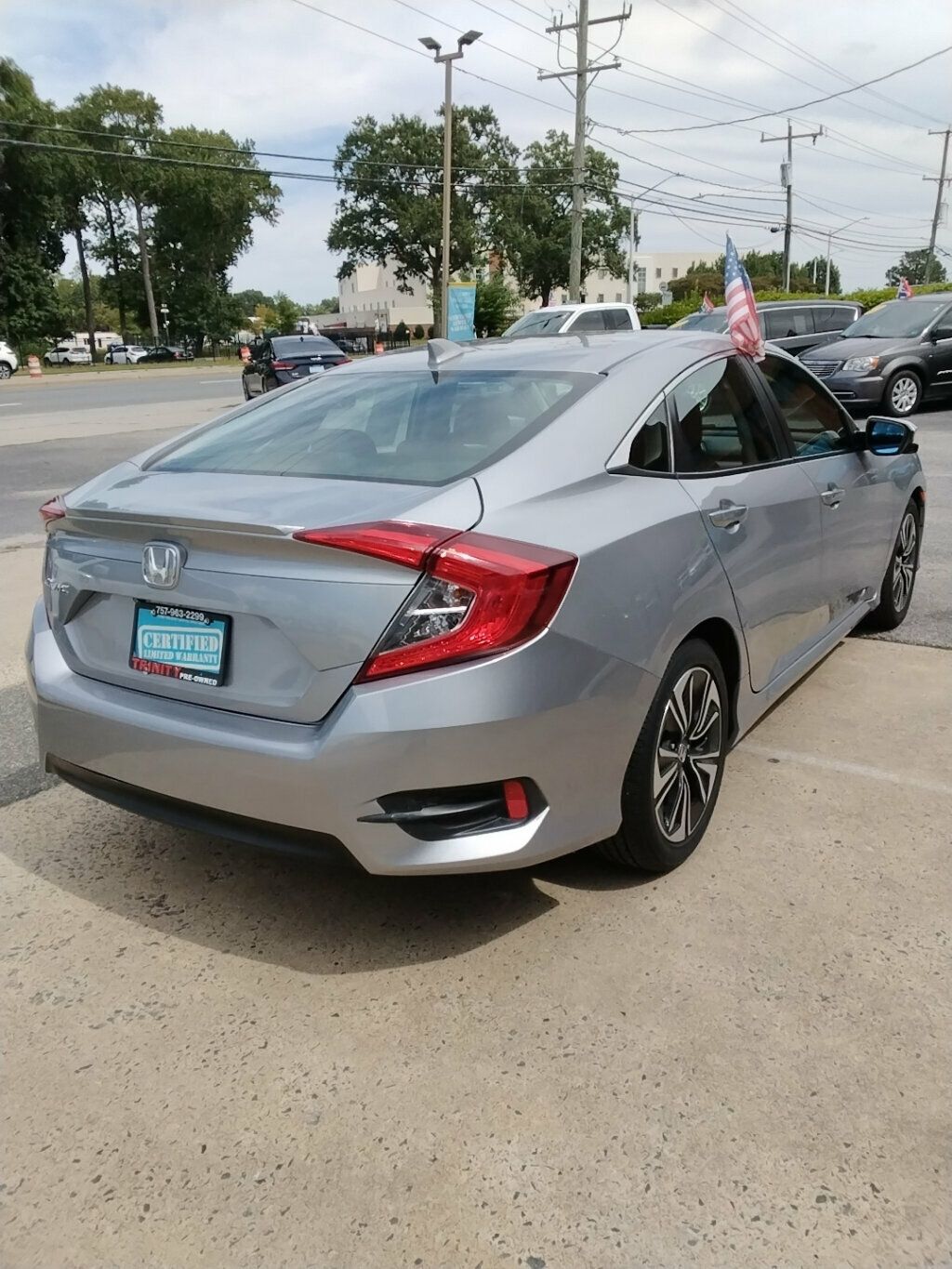 2017 Honda Civic EX-T photo 4