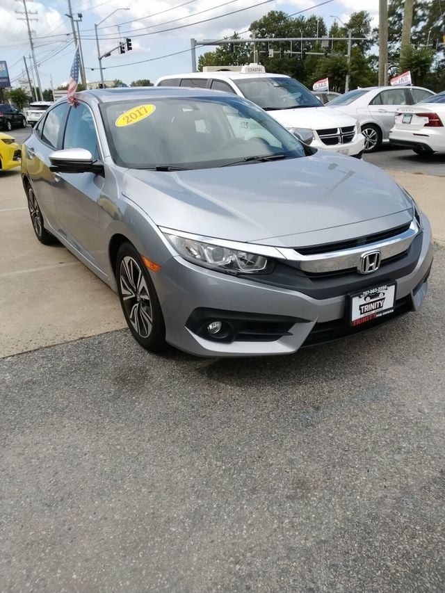 2017 Honda Civic Sedan EX-T CVT - 22916156 - 4