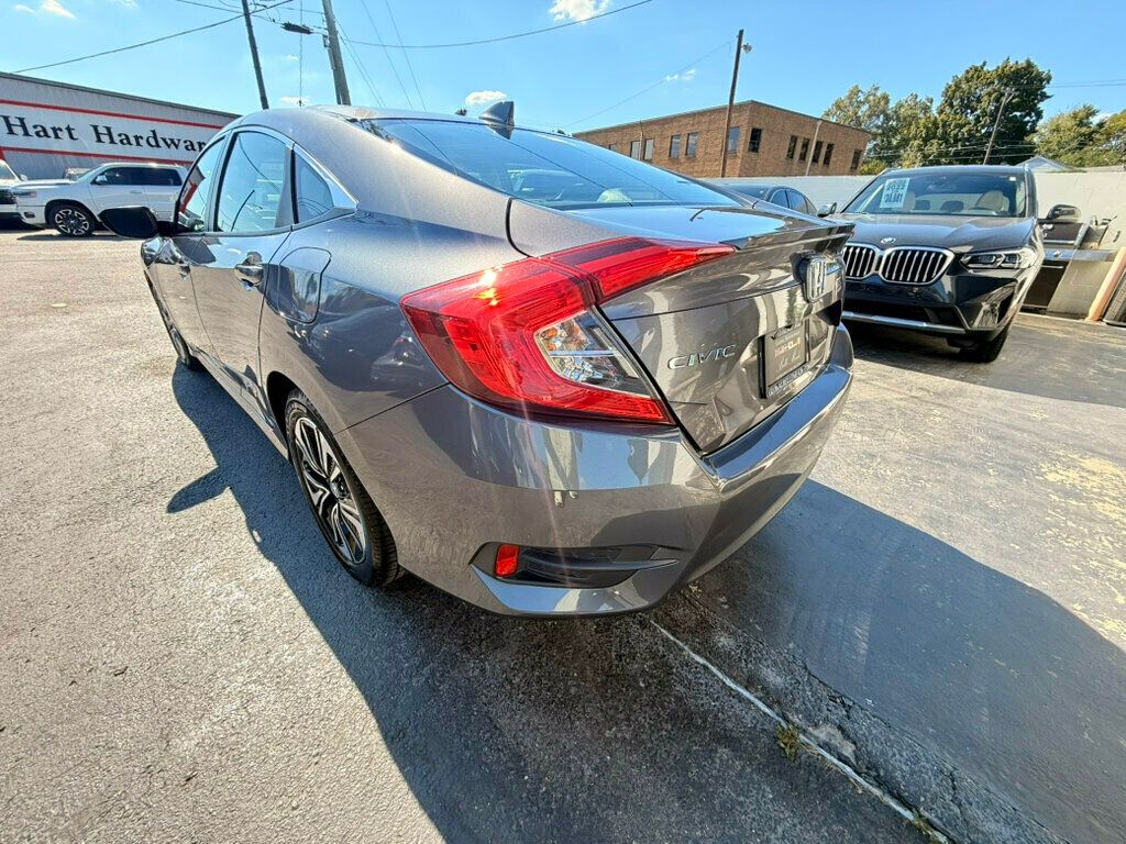 2017 Honda Civic EX-T photo 3