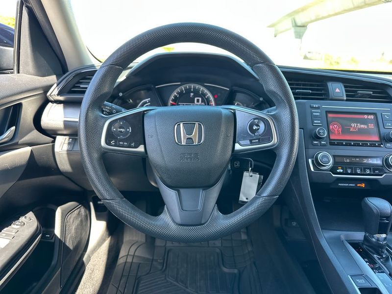 2017 Honda Civic Sedan LX CVT - 23023335 - 13