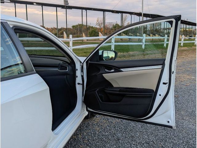 2017 Honda Civic Sedan LX CVT - 22941308 - 10