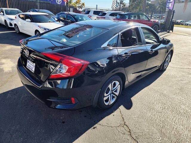 2017 Honda Civic Sedan LX CVT - 22751163 - 10