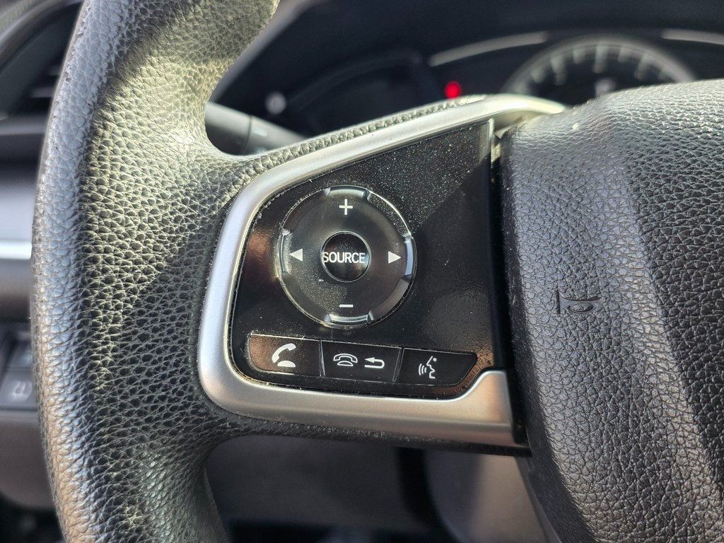 2017 Honda Civic Sedan LX CVT - 22960487 - 16