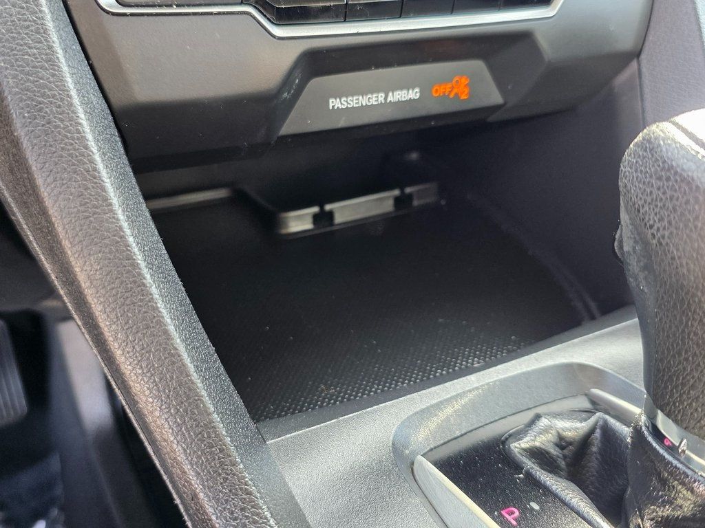 2017 Honda Civic Sedan LX CVT - 22960487 - 21