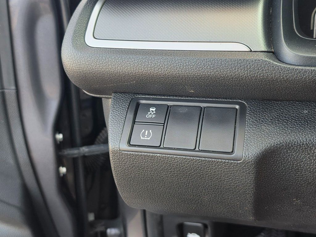 2017 Honda Civic Sedan LX CVT - 22960487 - 27