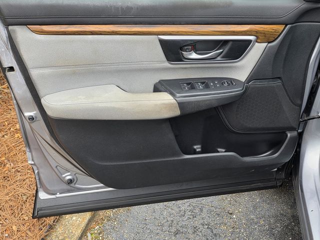 2017 Honda CR-V EX 2WD - 22975773 - 29