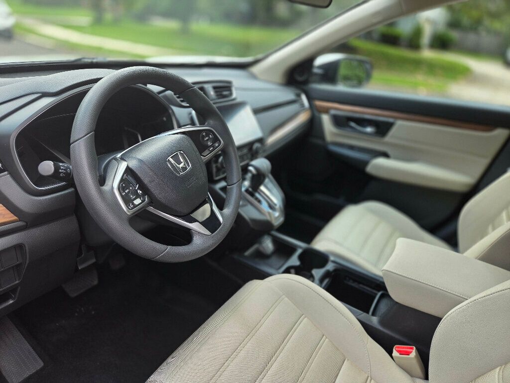 2017 Honda CR-V EX photo 9