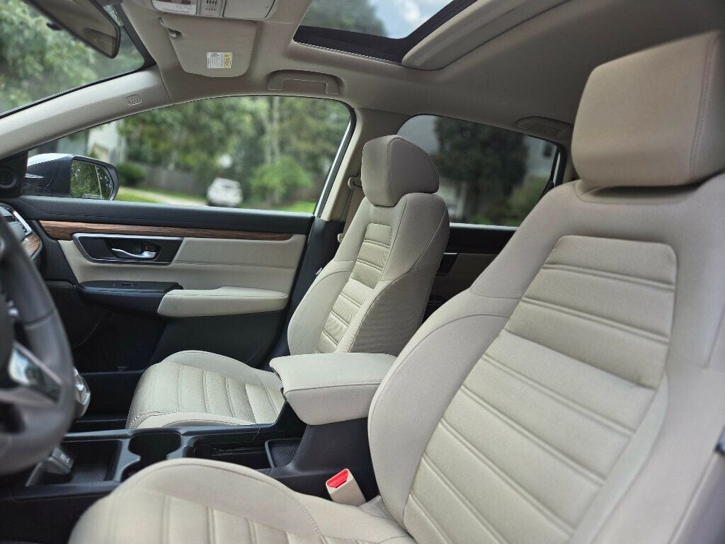2017 Honda CR-V EX photo 10