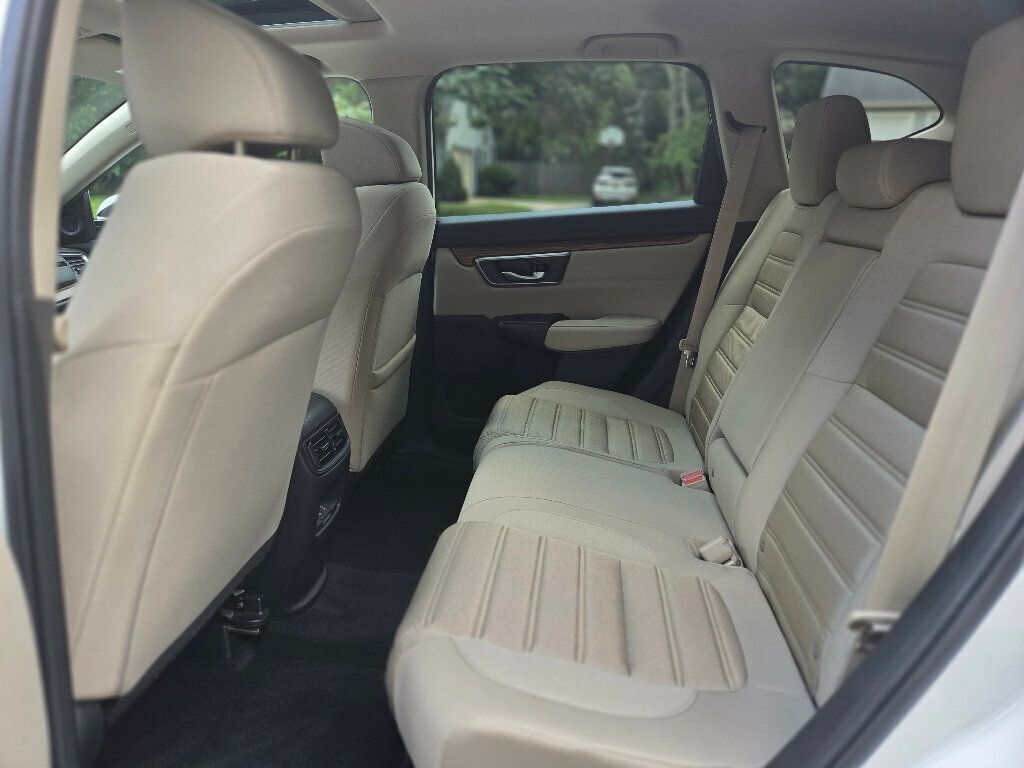 2017 Honda CR-V EX photo 11