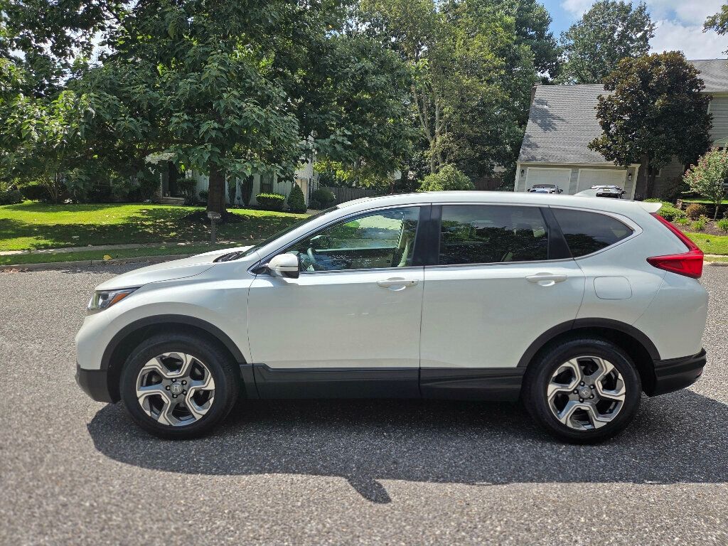 2017 Honda CR-V EX photo 2