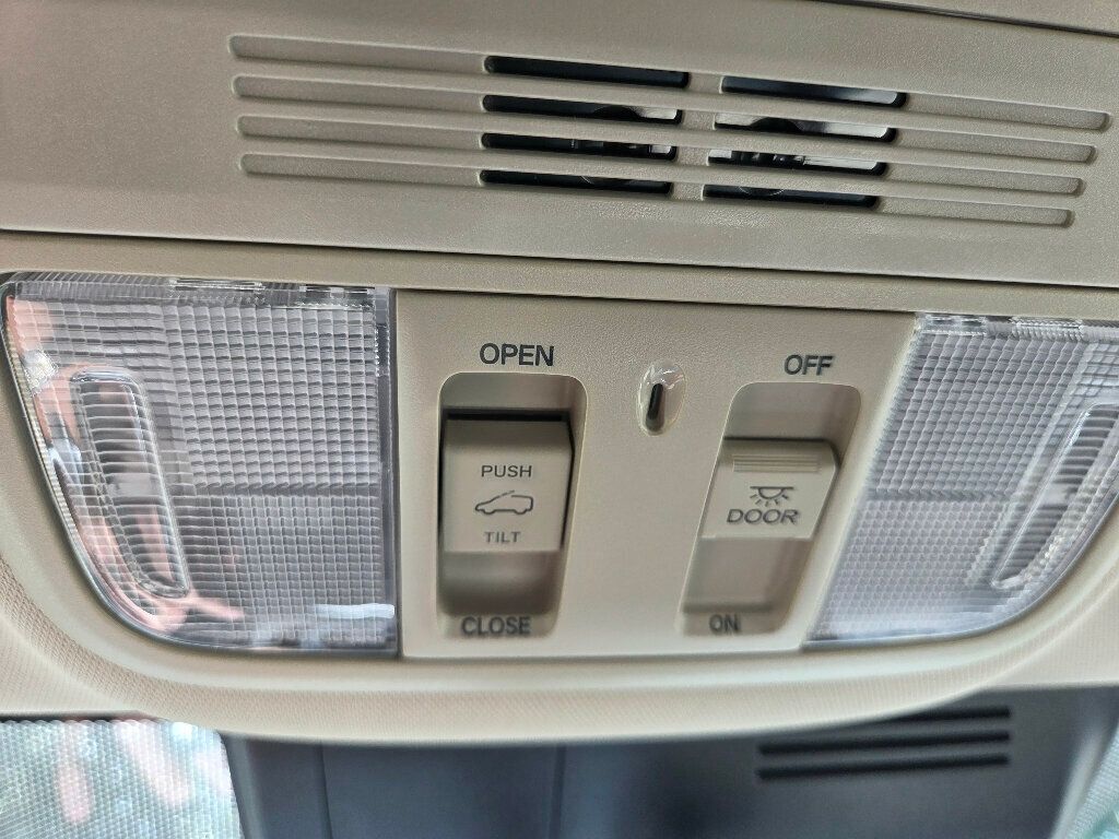 2017 Honda CR-V EX photo 29