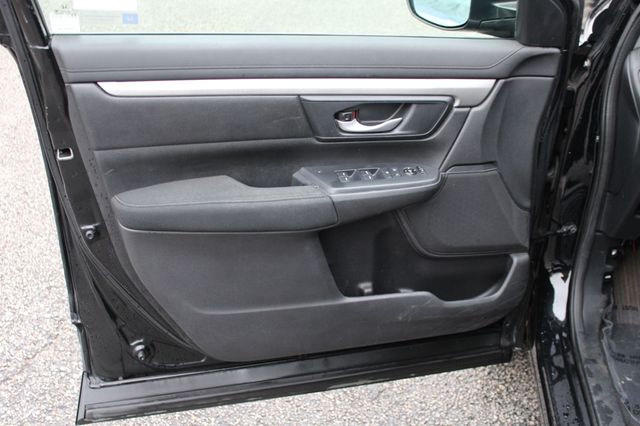 2017 Honda CR-V LX 2WD - 22955316 - 18