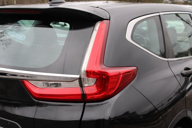 2017 Honda CR-V LX 2WD - 22955316 - 26