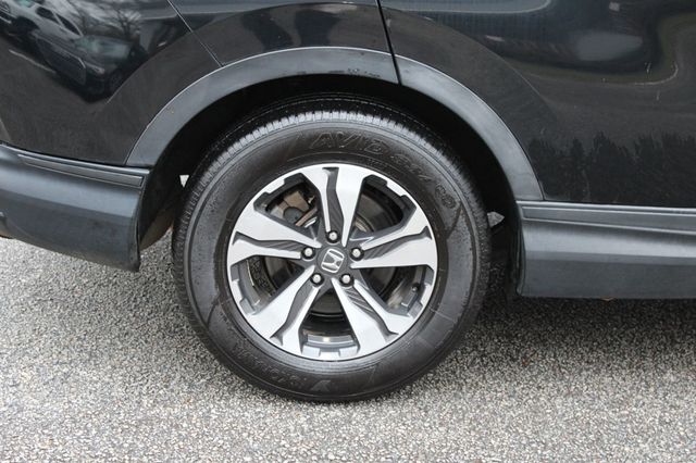 2017 Honda CR-V LX 2WD - 22955316 - 31