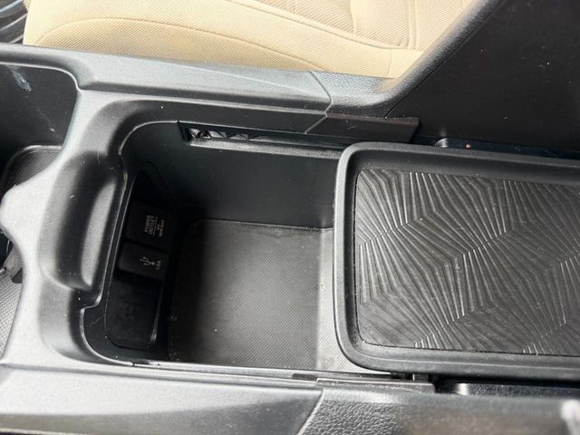 2017 Honda CR-V LX AWD - 23005607 - 44