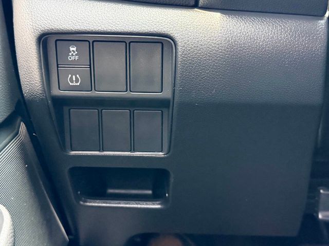 2017 Honda CR-V LX AWD - 23028718 - 35