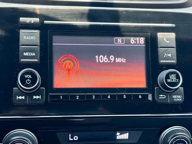 2017 Honda CR-V LX AWD - 23028718 - 37