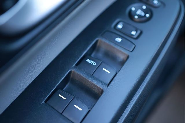 2017 Honda CR-V LX AWD - 23041077 - 27