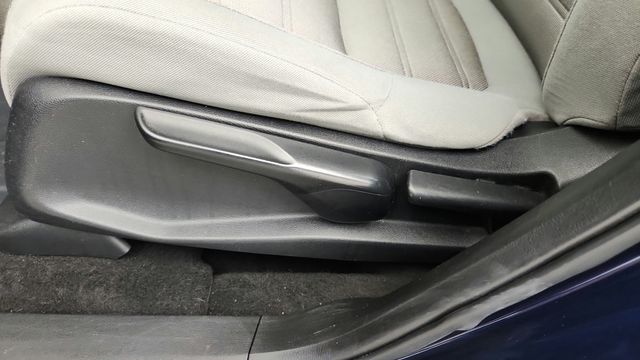 2017 Honda CR-V LX AWD - 23097600 - 10